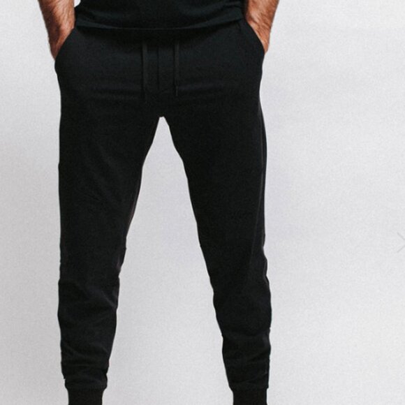 Ten Thousand Black A—L Jogger - Picture 2 of 10